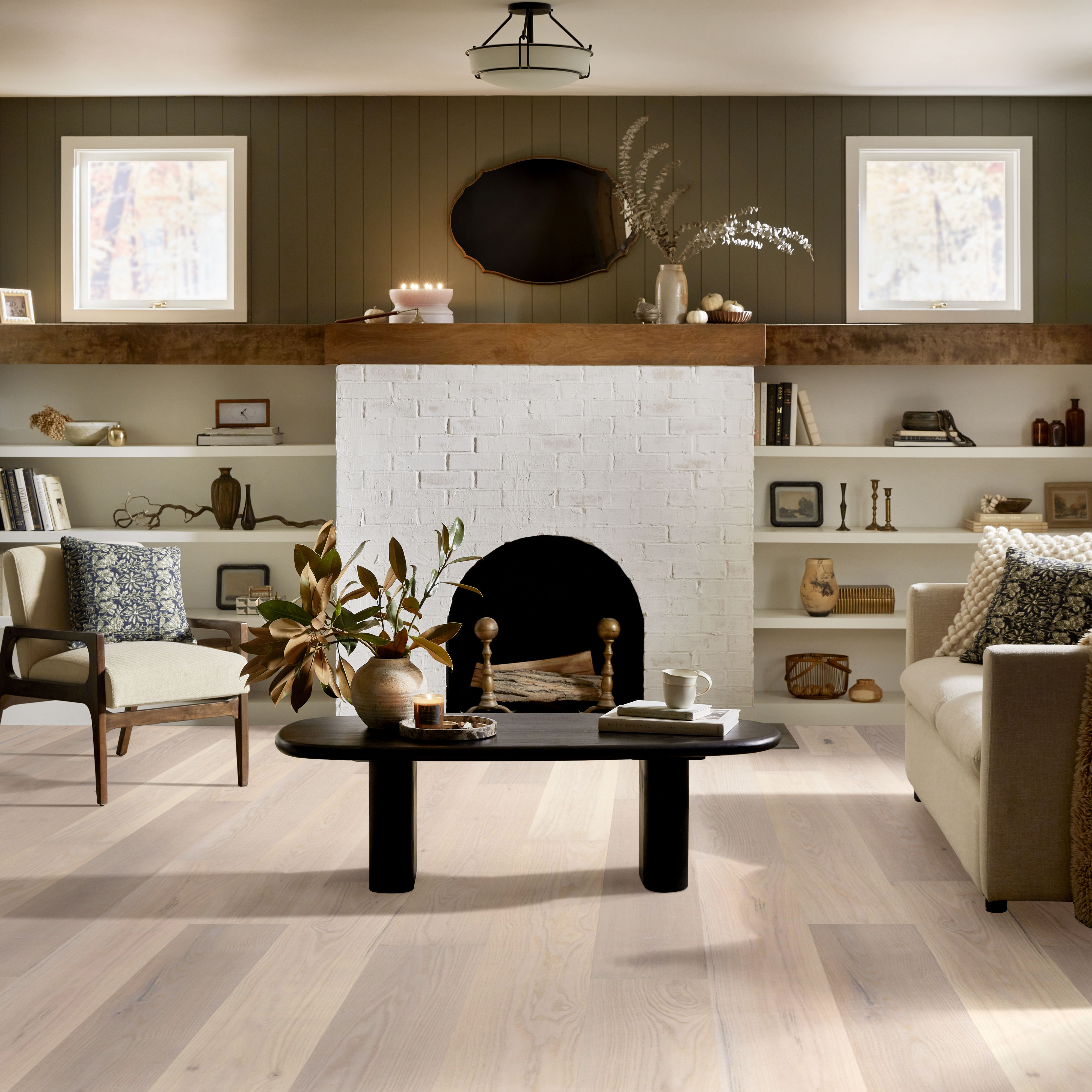 オーク 04 Landmark Sliced Oak - in color Glacier | Shaw Floors